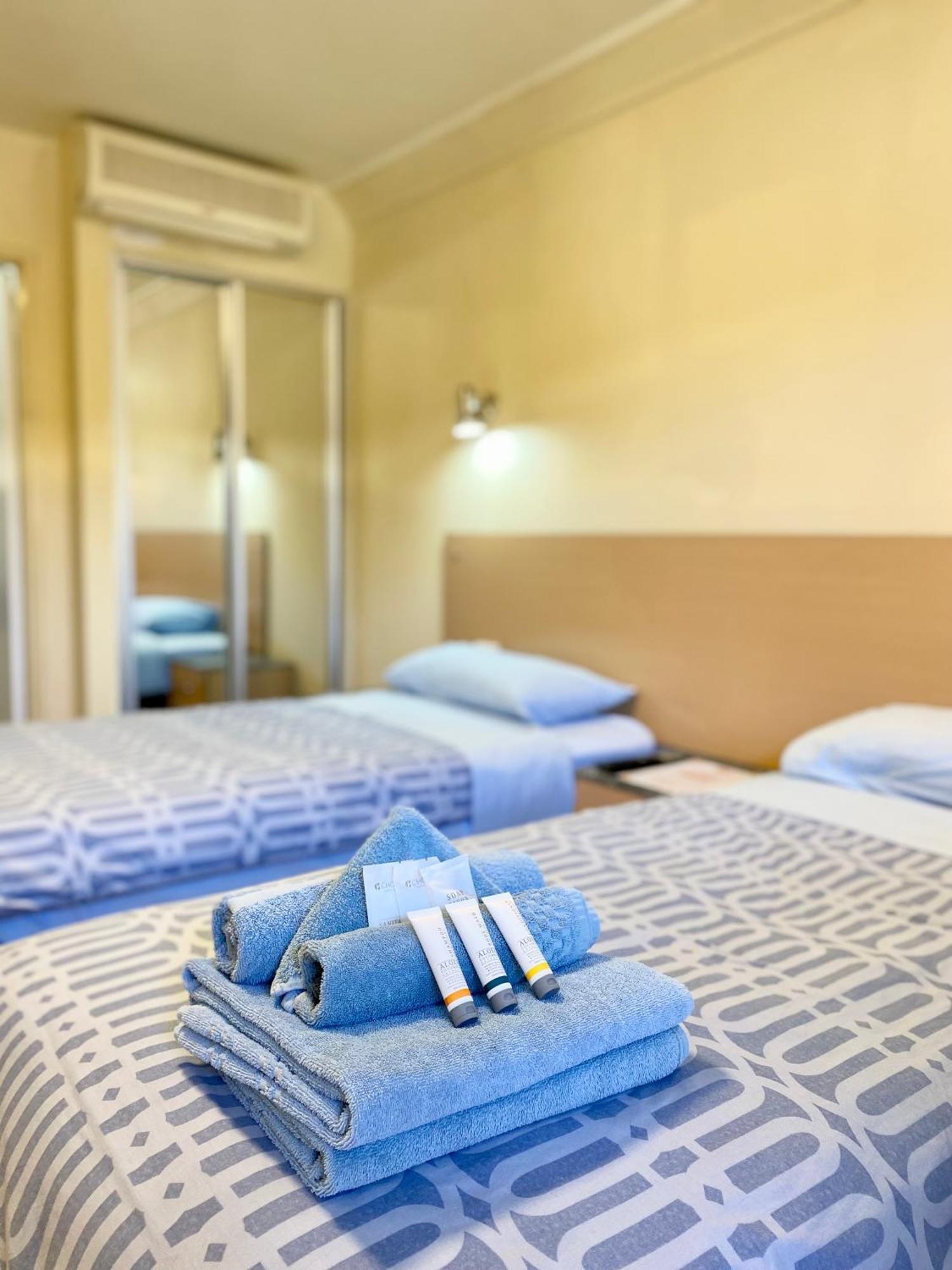 Econo Lodge Каррата Екстер'єр фото