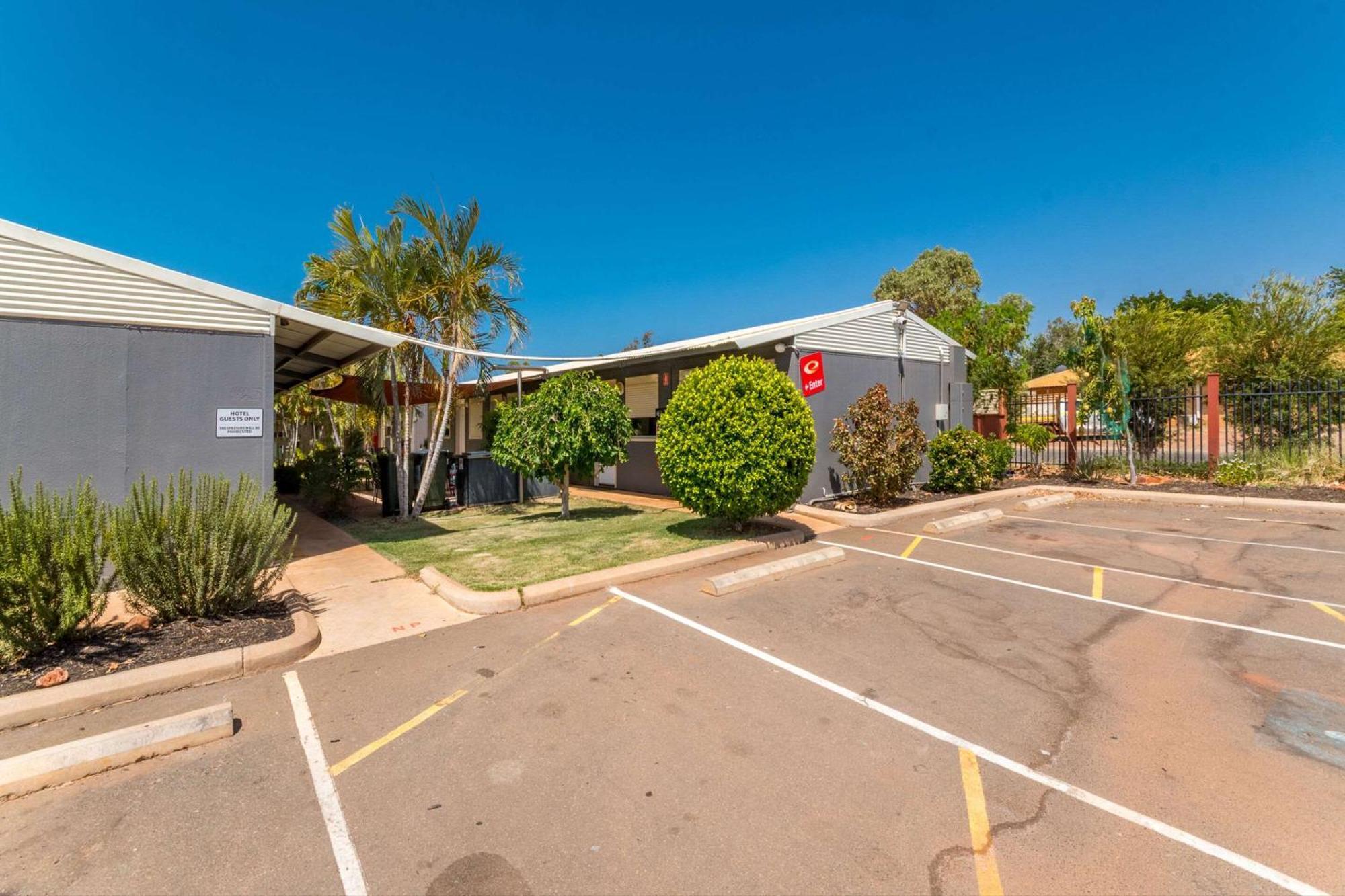 Econo Lodge Каррата Екстер'єр фото
